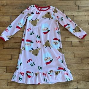 Girl’s Christmas nightgown